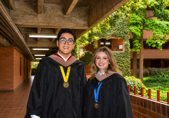 graduacion-estudiantes-cpa-ufm